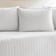 Maywood Daybed Set in White,Antique White Wash,large