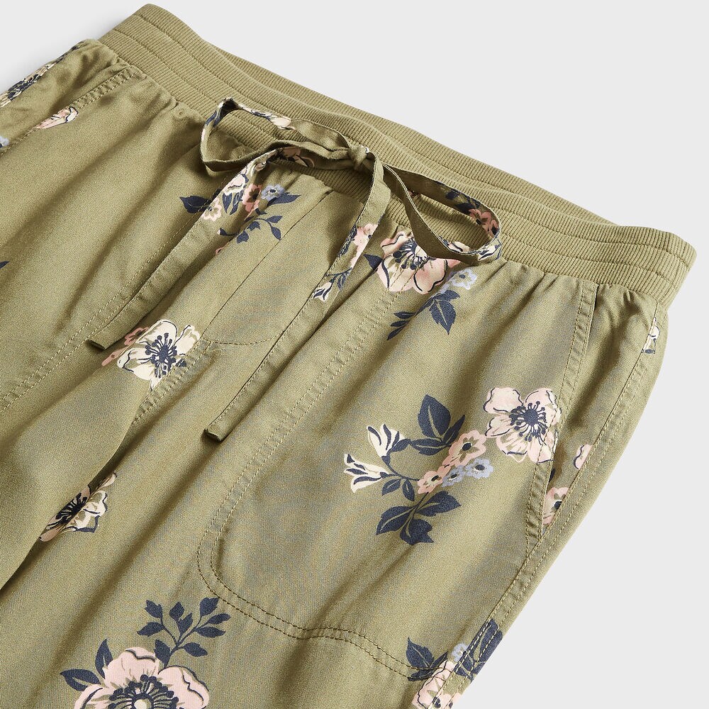 SUSTAINABLY CRAFTED FLORAL PRINT JOGGER,Teal Wave,large
