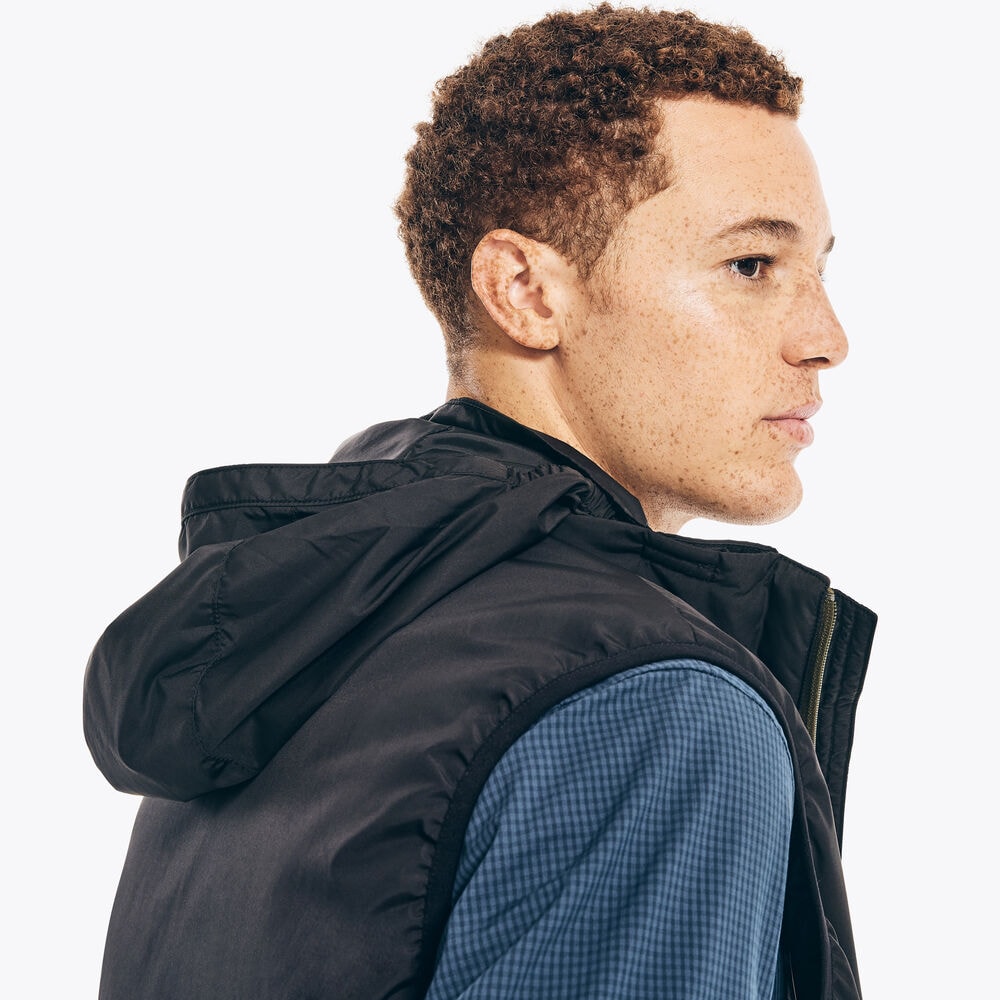 NAVTECH SUSTAINABLY CRAFTED WATER-RESISTANT VEST,True Black,large
