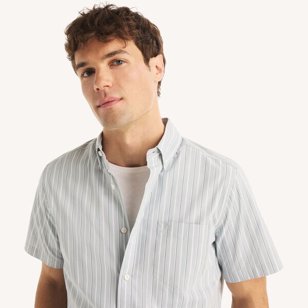 Classic Fit Wrinkle-Resistant Striped Short-Sleeve Shirt