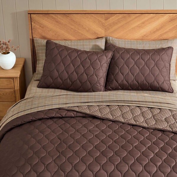 Ogee Stitch Brown King Quilt Set
