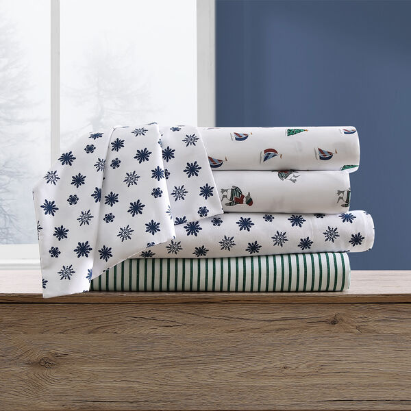 Snowflake Toss Print Queen Flannel Sheet Set