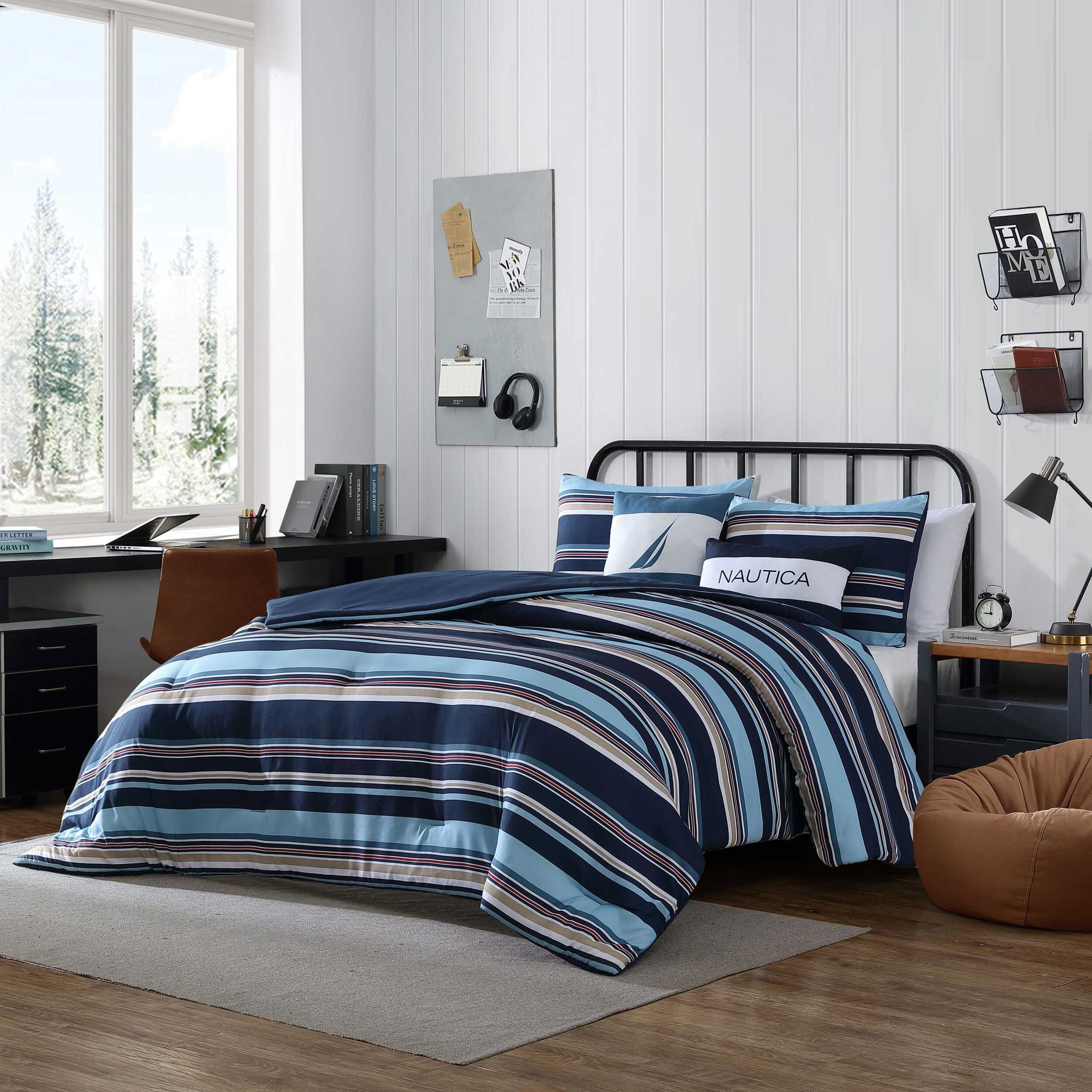 Colton Navy Twin/Twin XL Comforter & Sham Bonus Set | Nautica