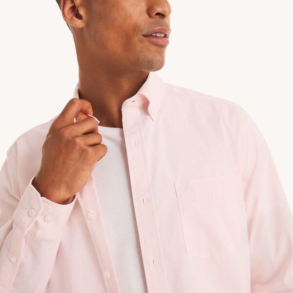 Classic Fit Wrinkle-Resistant Plaid Shirt