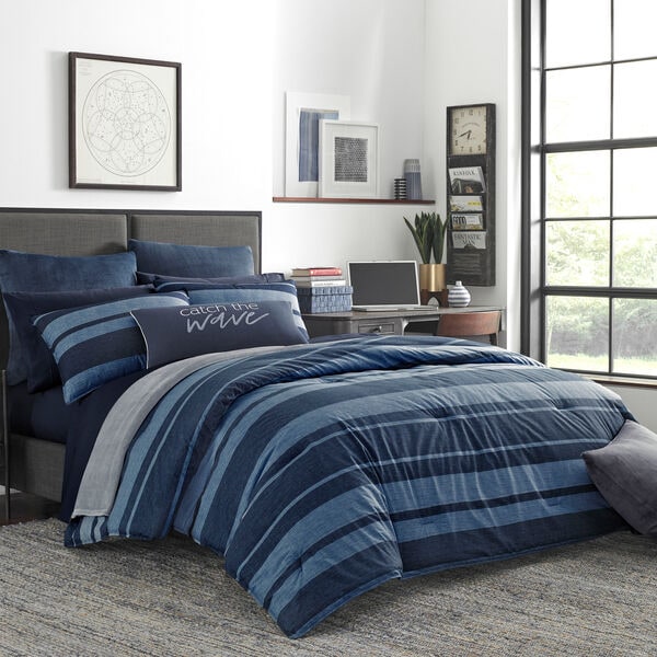 LONGPOINT FULL/QUEEN REVERSIBLE COMFORTER AND SHAM SET