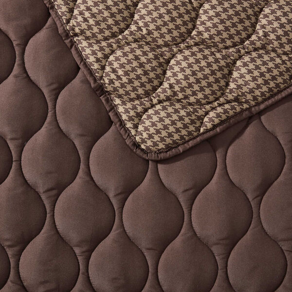Ogee Stitch Brown King Quilt Set