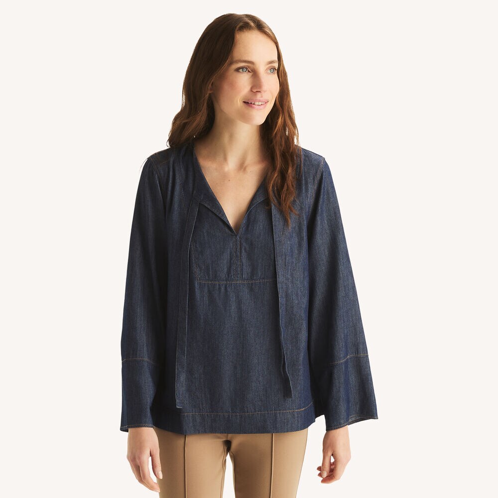 Chambray V-Neck Top,Stellar Blue Heather,large