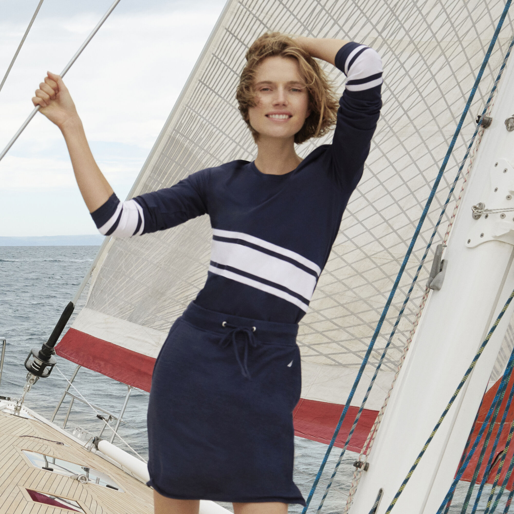 DIAGONAL STRIPE KNIT TOP,Stellar Blue Heather,large