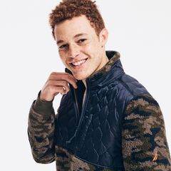 QUILTED CAMOUFLAGE SHERPA FLEECE,Olive,large