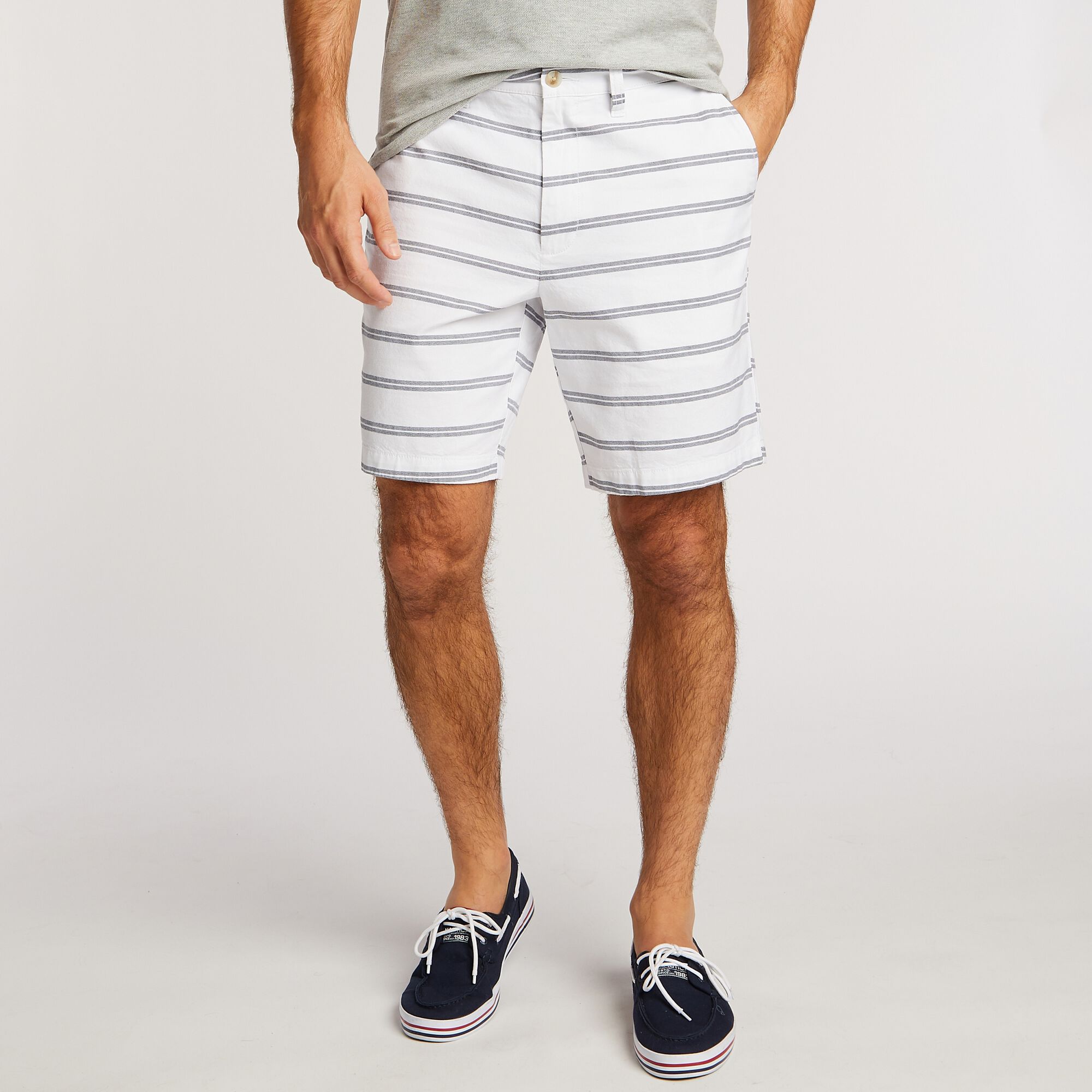 8.5" STRIPED SHORT,Bright White,large