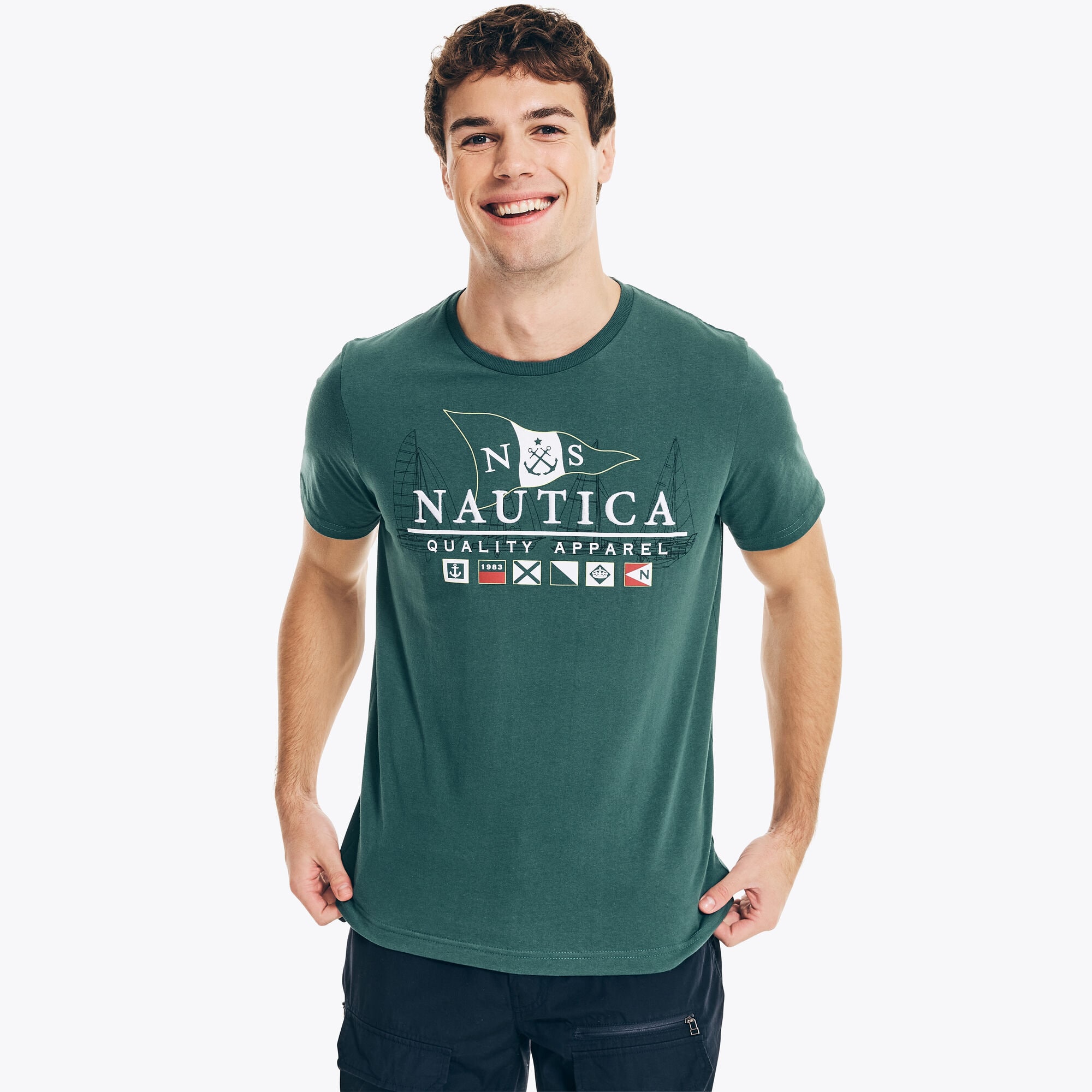 SUSTAINABLY CRAFTED FLAGS GRAPHIC T-SHIRT,Evergreen,large