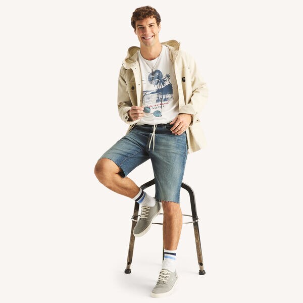 Polar Bear Graphic T-Shirt