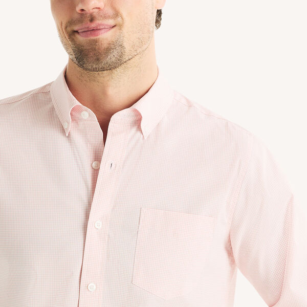 Classic Fit Wrinkle-Resistant Plaid Shirt