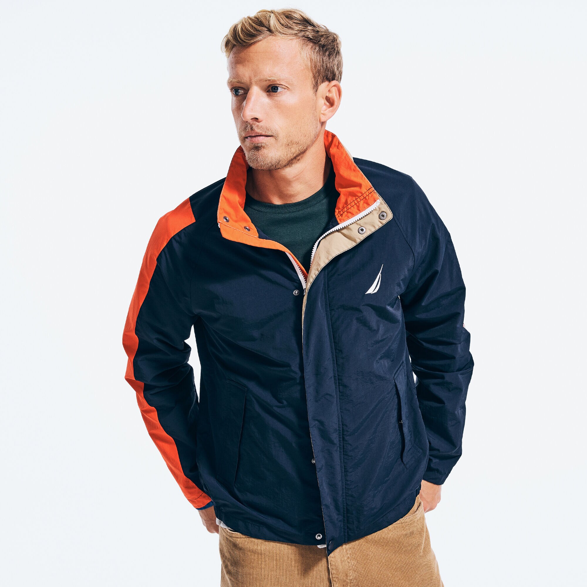 LIGHTWEIGHT LOGO WINDBREAKER JACKET,Navy,large