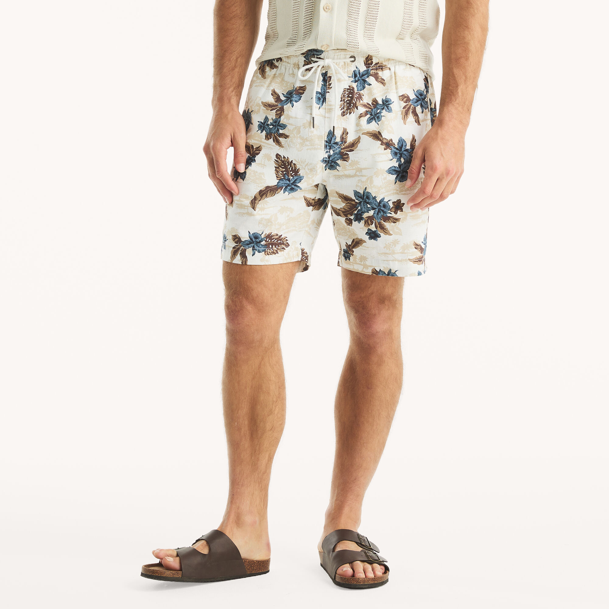7" Printed Short,Bright White,large