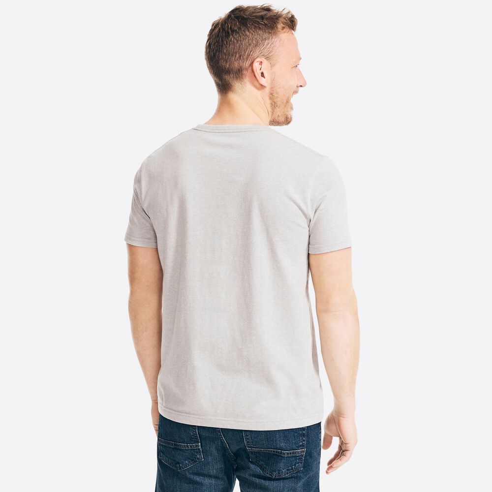 SUSTAINABLY CRAFTED FLAG GRAPHIC T-SHIRT,Grey Heather,large