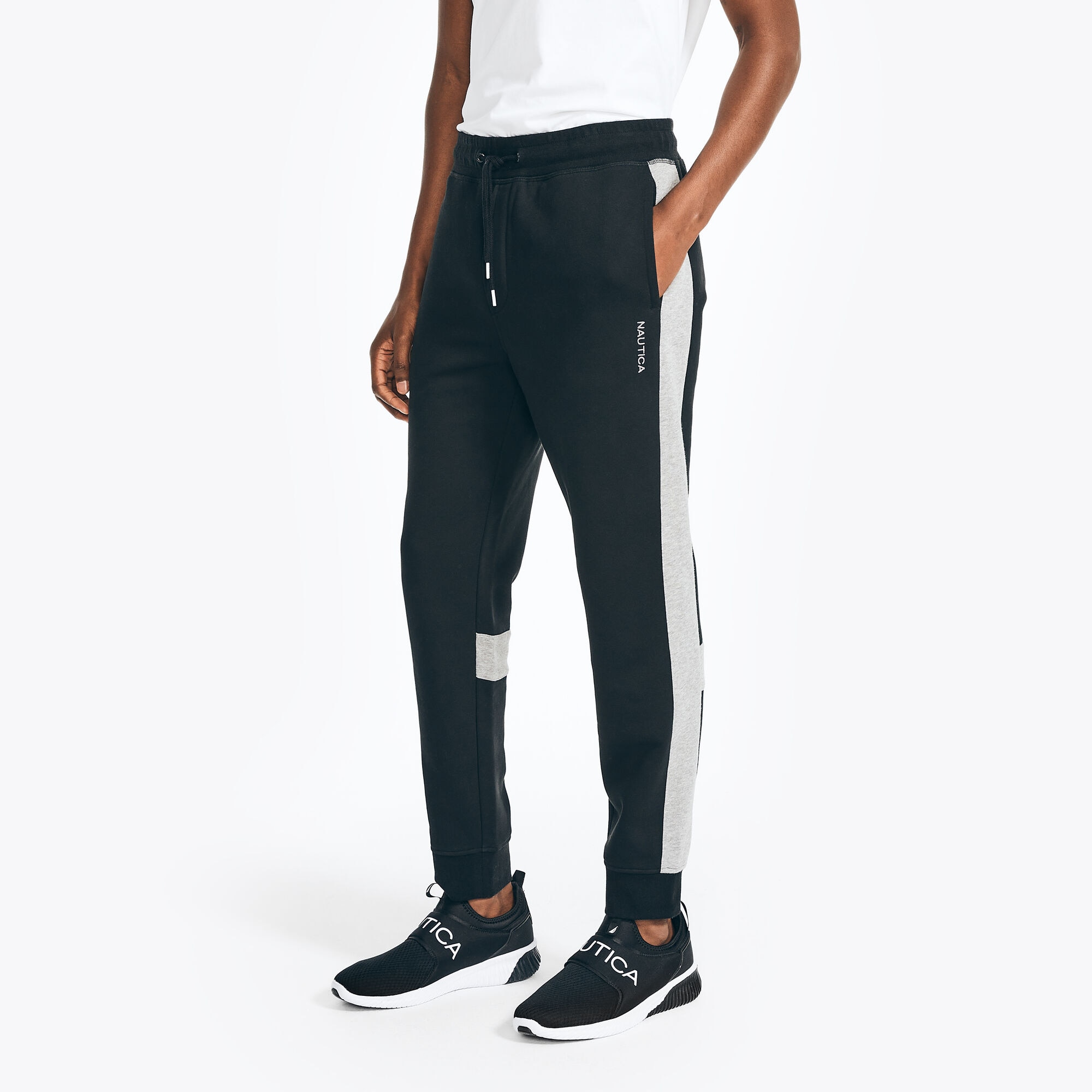 SIDE-STRIPE COLORBLOCK JOGGER,True Black,large