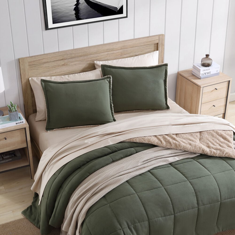 Beckett Green Full/Queen Reversible Comforter & Sham Set,Dark Hunter,large