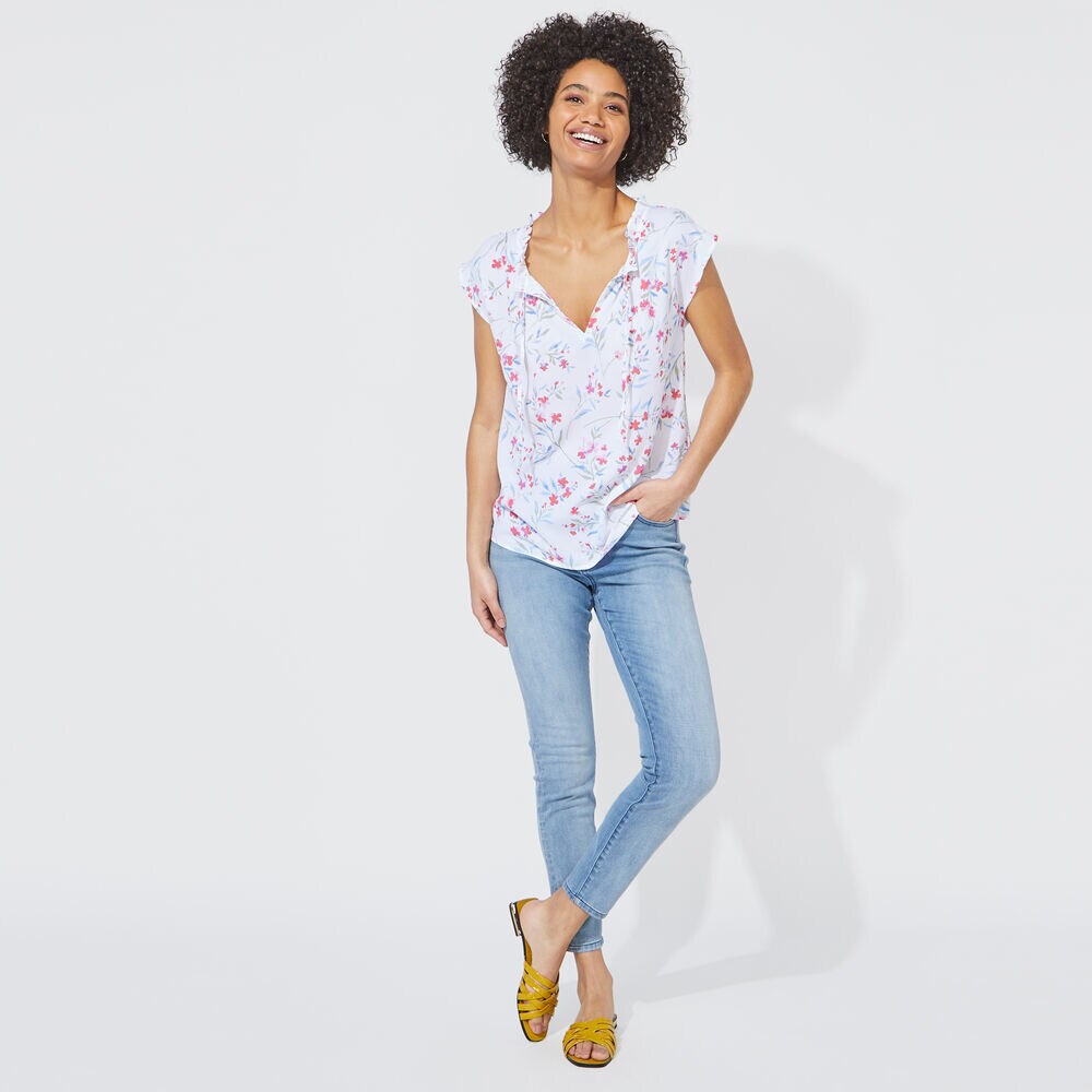 FLORAL SPLIT NECK TOP,Bright White,large