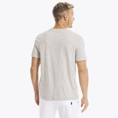 SUSTAINABLY CRAFTED NAUTICA COMPETITION GRAPHIC T-SHIRT,Grey Heather,large