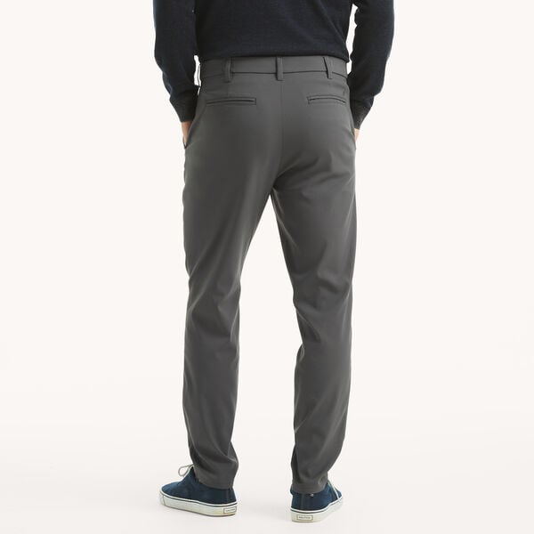 Tapered Fit Performance Pant