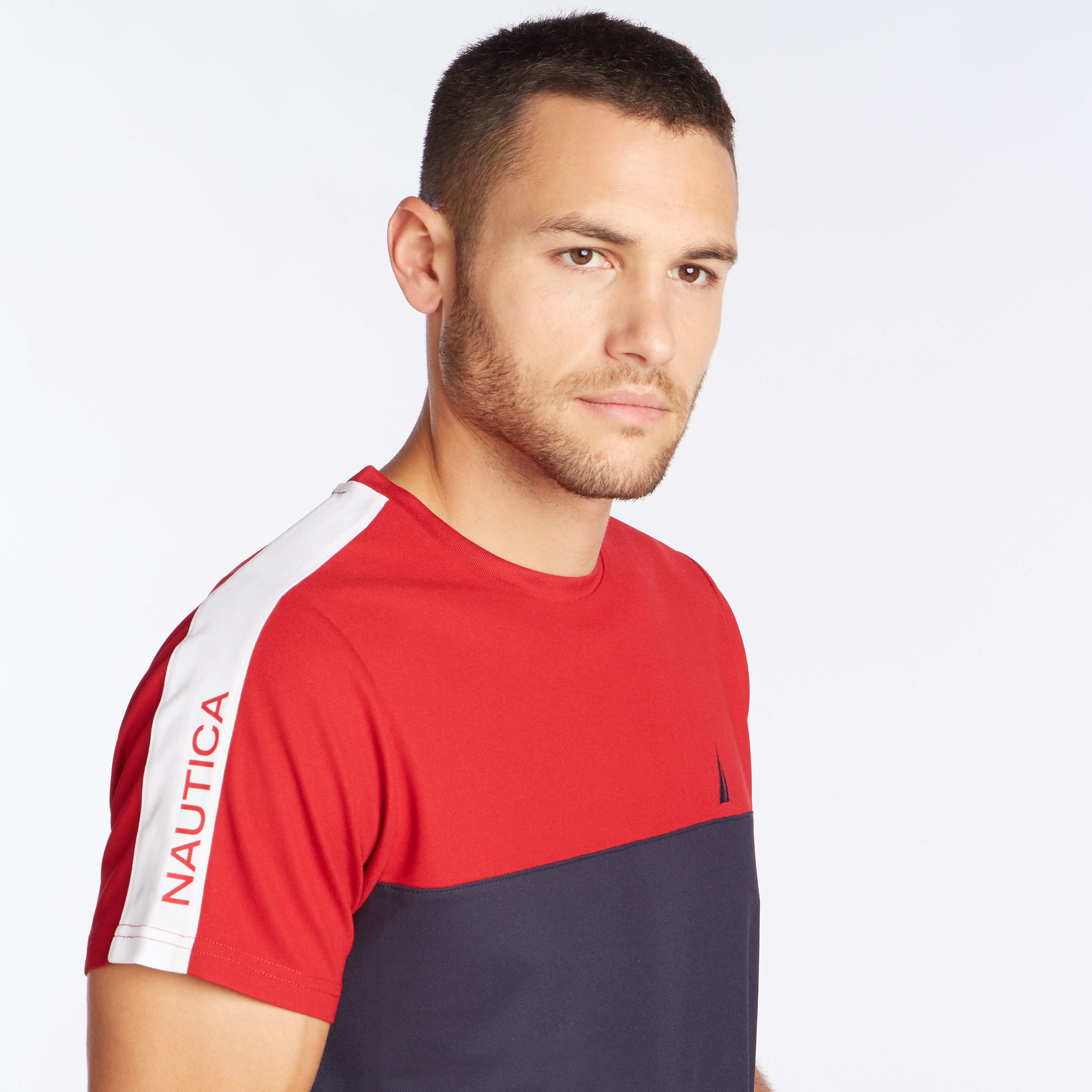 PIECED COLORBLOCK PERFORMANCE T-SHIRT 