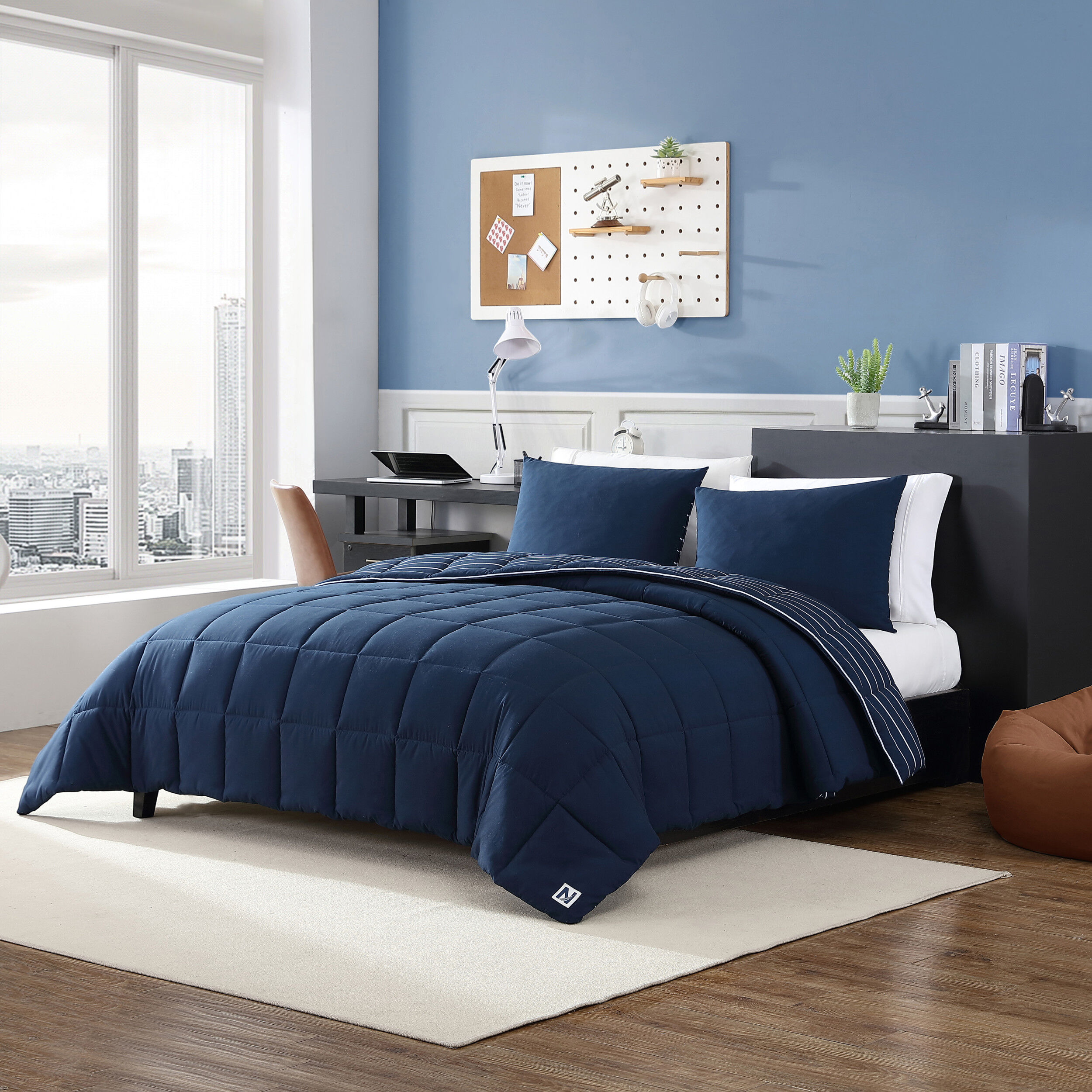 LONGDALE TWIN REVERSIBLE COMFORTER AND SHAM SET | Nautica
