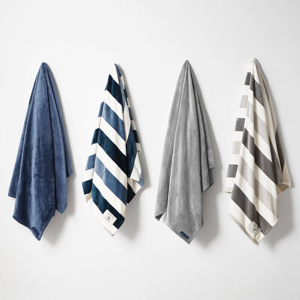 SOLID THROW BLANKET,Deep Dive Wash,large
